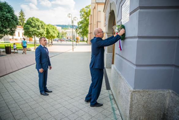 V Dolnom Kubíne si ľudia pripomínali 75. výročie SNP.jpg V Dolnom Kubíne si ľudia pripomínali 75. výročie SNP.jpg